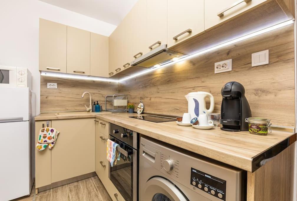 'little Little' House In The Town Center & Parking Apartment Plovdiv