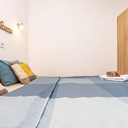 'Little Little' House In The Town Center & Parking Apartment Plovdiv Exterior photo